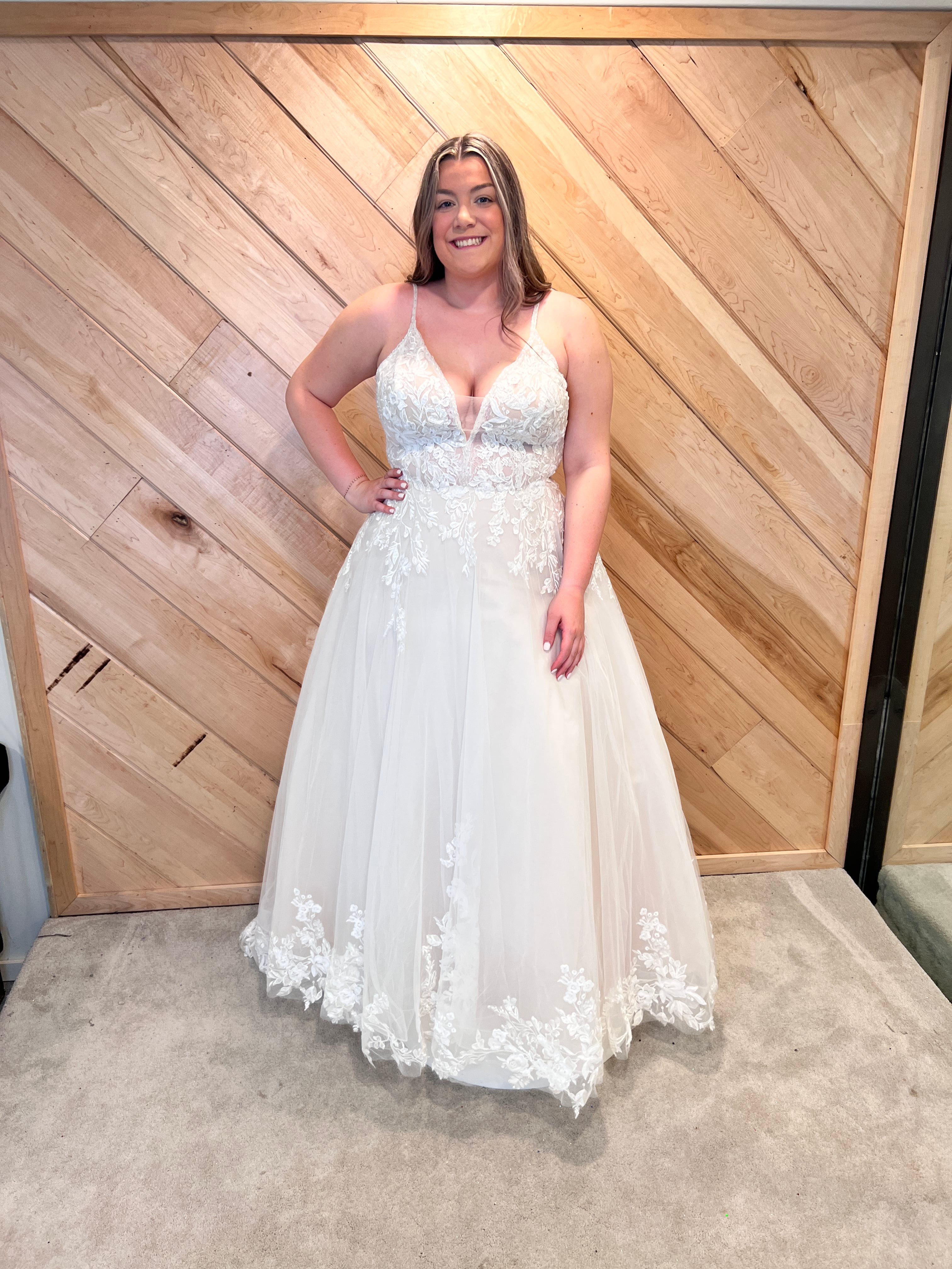 ADRIANNA PAPELL 31231 SIZE 16